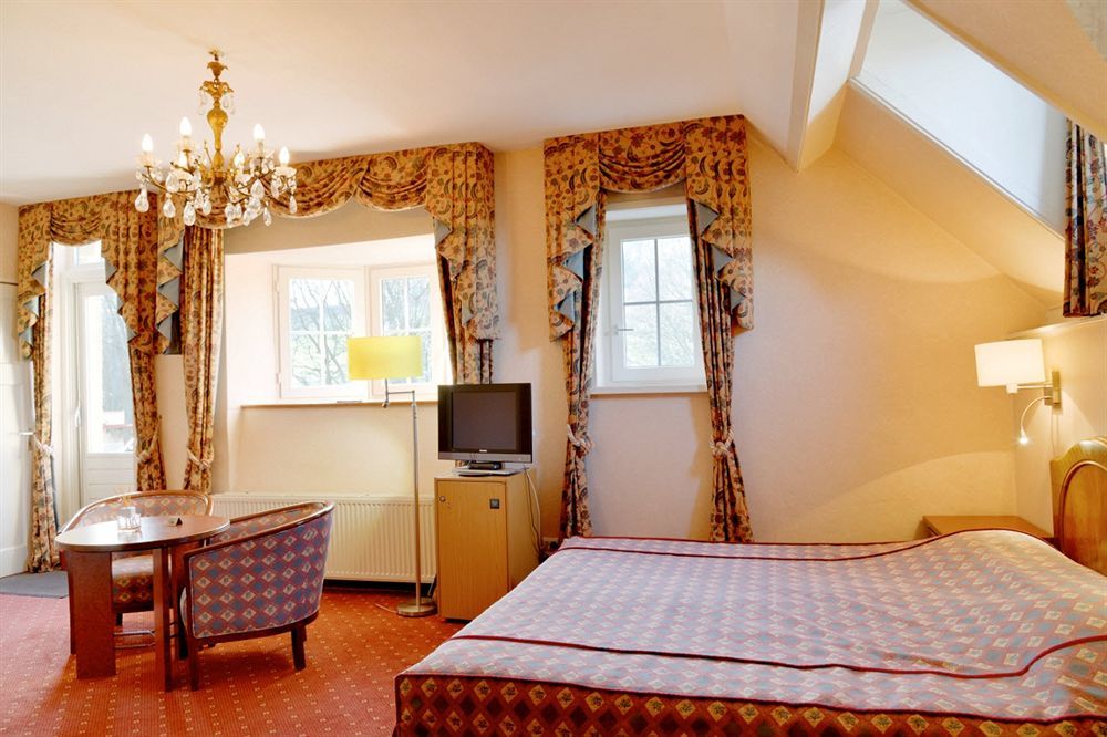Hotel Kasteel Geulzicht Маастрихт Экстерьер фото